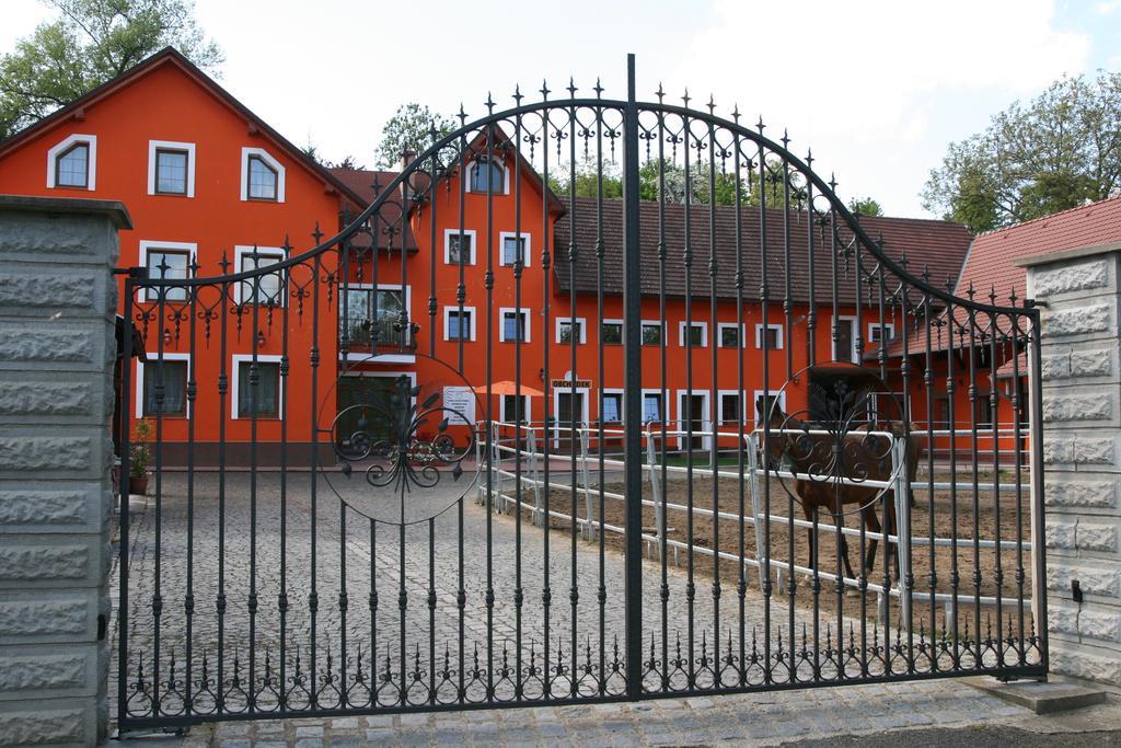 Podripska Farma Villa Roudnice nad Labem Dış mekan fotoğraf